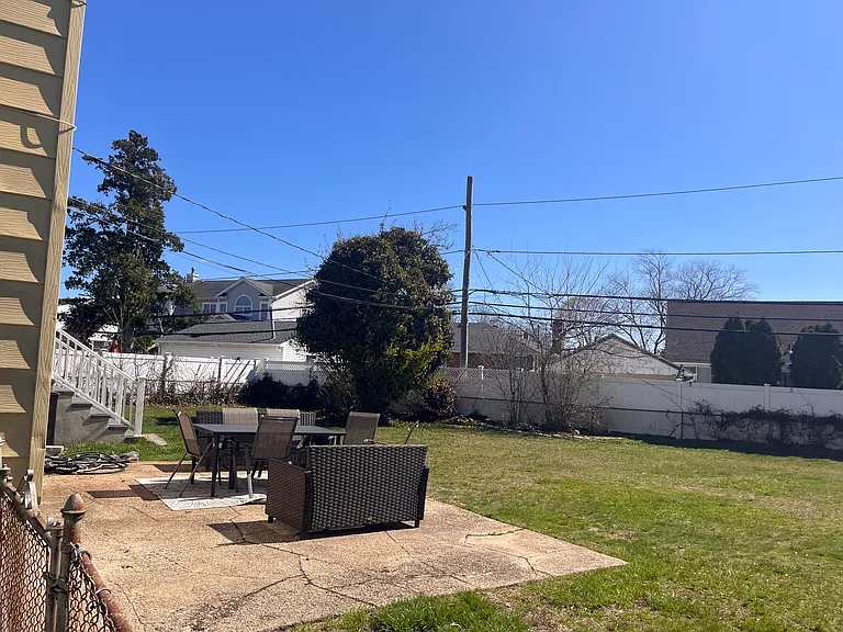 3876 Duke Ct — Photo 3