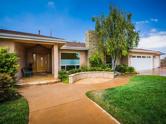 3rd image of 3193 N Goldenspur Dr