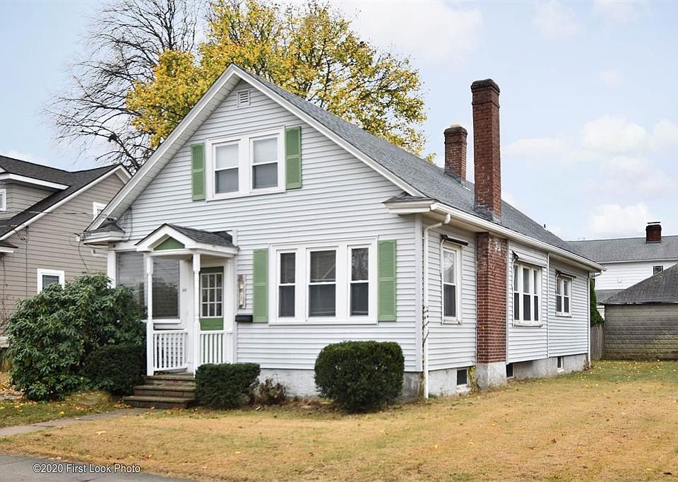 1st image of 168 Canonchet Ave