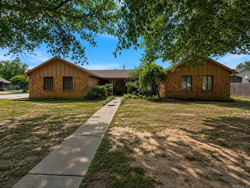 1st image of 102 Barbara Allen Dr