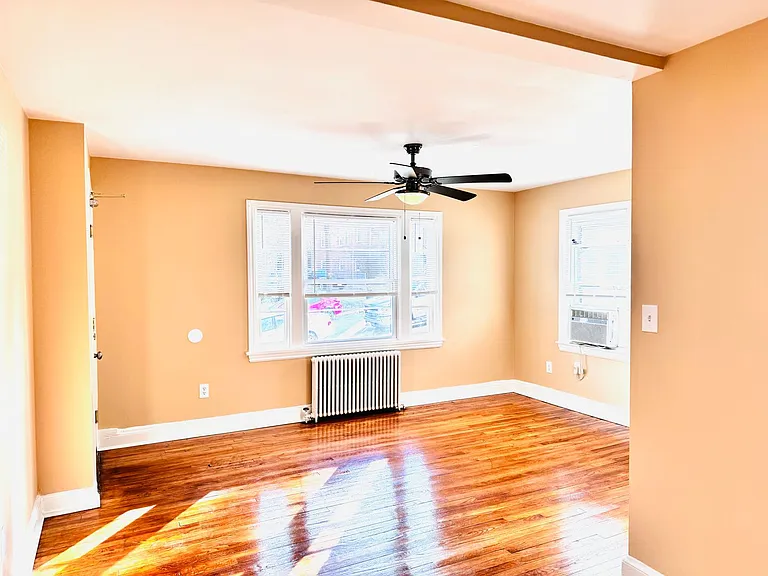 908 Hudson Ave FHY Properties, LLC — Photo 5