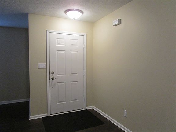 2nd image of 12158 Royalwood Ct