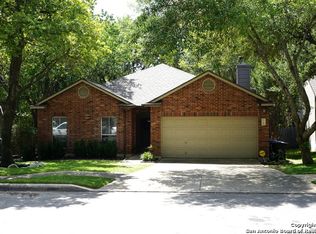 16 Cove Creek Dr, San Antonio, TX 78254