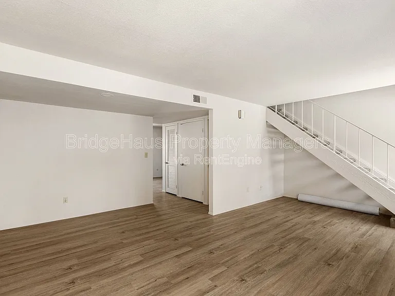 7831 Rancho Fanita Dr #D — Photo 6
