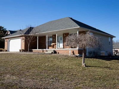 3795 Travis Dr, Sedalia, MO, 65301