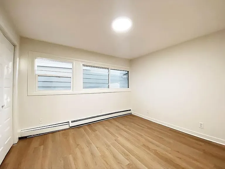 Bedroom #1