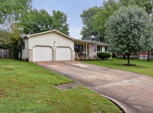 300 W Nellie Ave, Monett, MO 65708