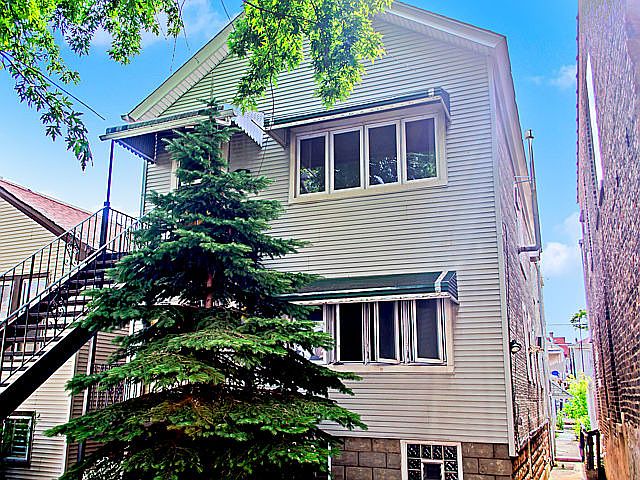 1st image of 2925 S Shields Ave