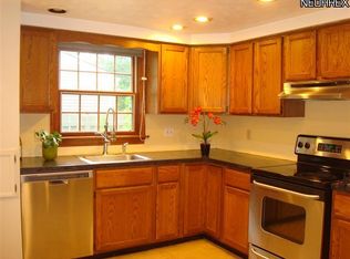 3809 Longhill Dr SE, Warren, OH