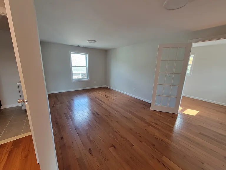 170 Farmington Ave #2 — Photo 13