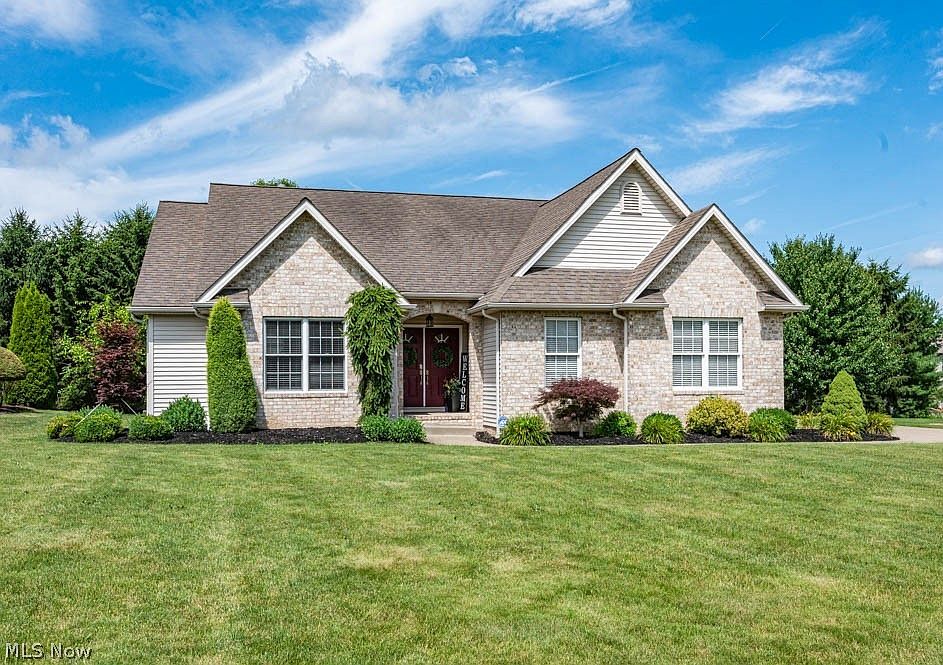 1st image of 6578 N Carolina Pl