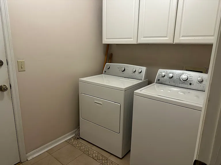417 Piper Pl — Photo 9