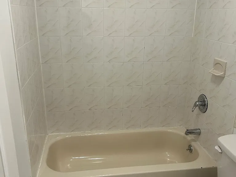 2342 Brookhaven Ave #3 — Photo 2