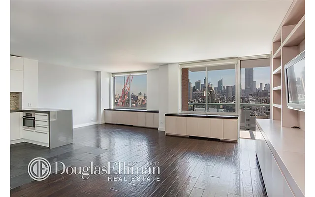Rented by Douglas Elliman | media 20