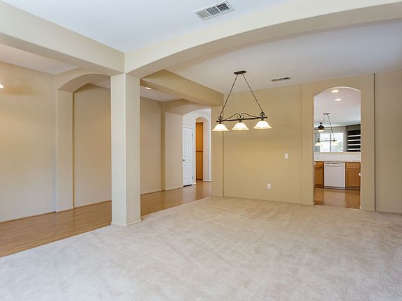 3rd image of 3608 Fairgreen Ln