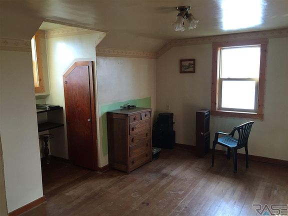 5th image of 23647 140th St
