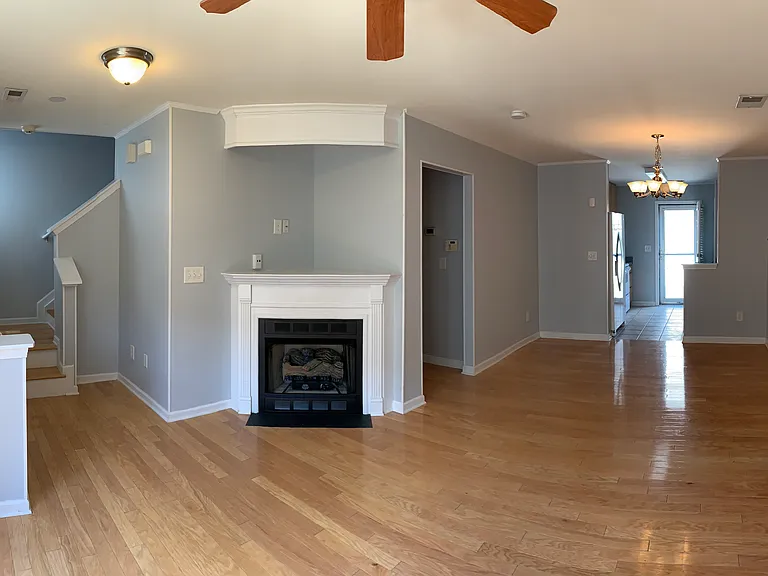 3279 Weston St — Photo 5