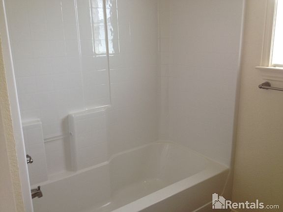 5th image of 8347 Saddle Brook Dr