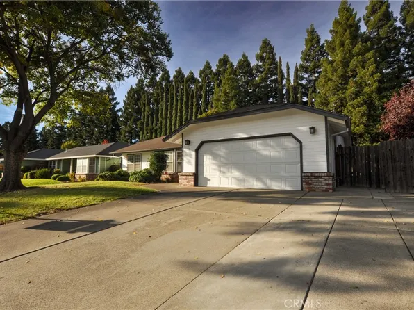 27 Shari Ln, Chico, CA 95928
