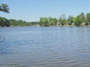 2 River Oaks Point, Gladwin, MI 48624