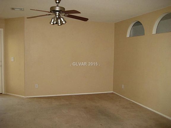 5th image of 9604 Deer Park Ave