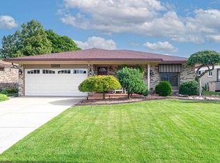 13499 Brougham Dr, Sterling Heights, MI 48312