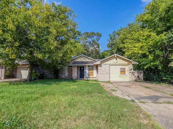 11151 Spottswood Dr, Houston, TX 77016