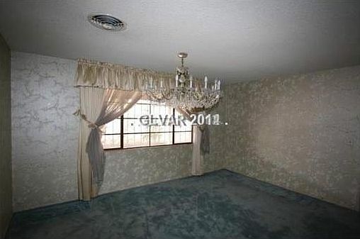 5th image of 800 Campbell Dr