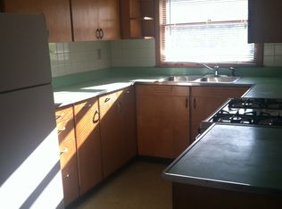 509 North Ave, Waukegan, IL 60085