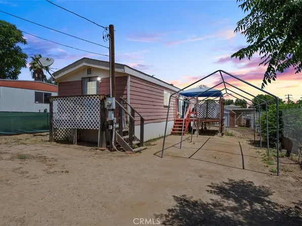 21594 Club Dr, Perris, CA 92570