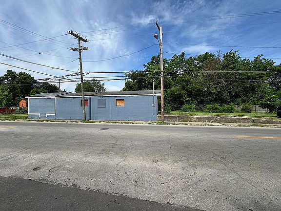 2nd image of 2601 W Kentucky St
