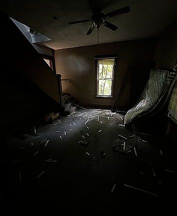 2nd image of 2783 315th St