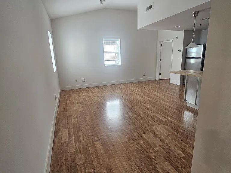 1590 Adams St #202 — Photo 17