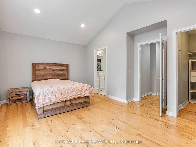 5623 Longboat Ave — Photo 35
