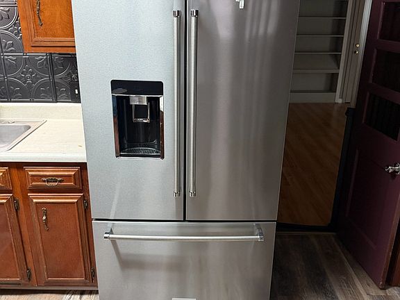 3rd image of 1021 Love Ave APT 2
