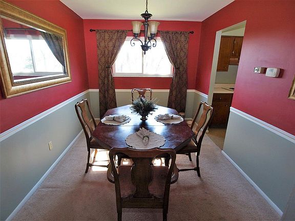 4th image of 3171 Goda Ave