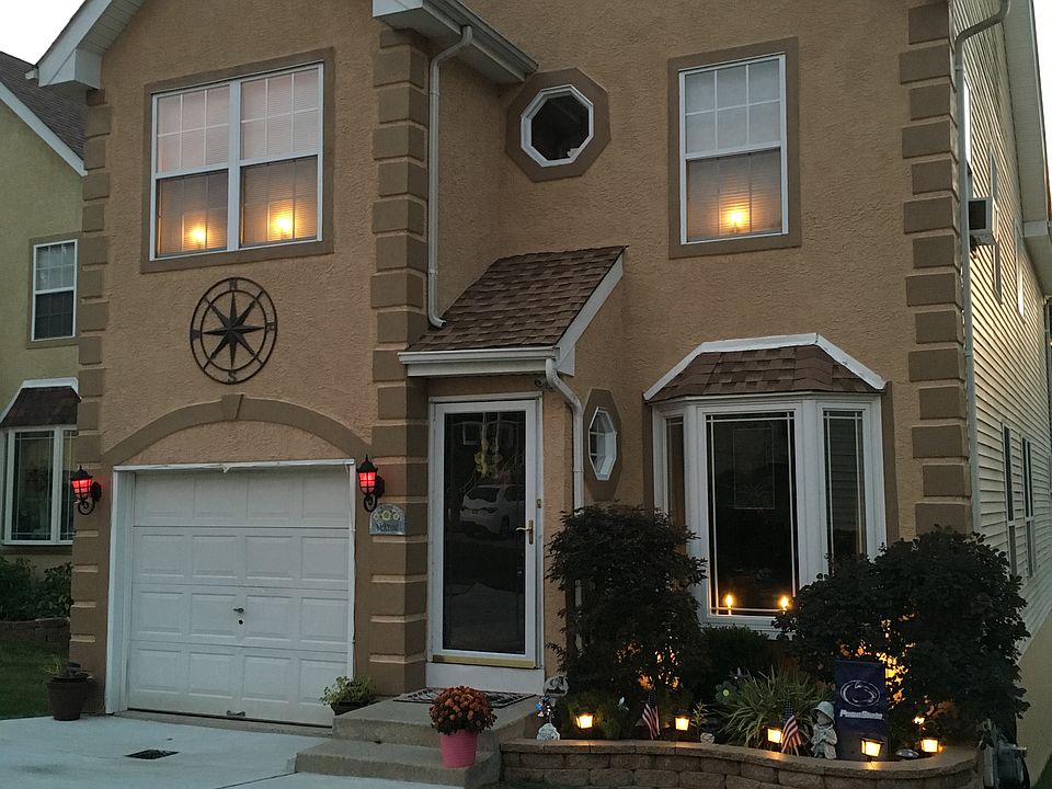 1st image of 13042 Depue Ave