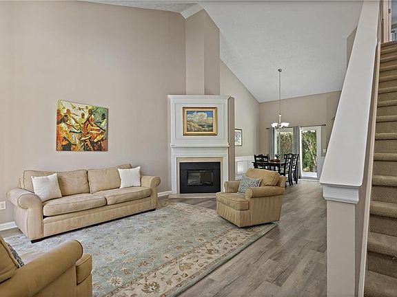 4th image of 3321 Serenade Ct