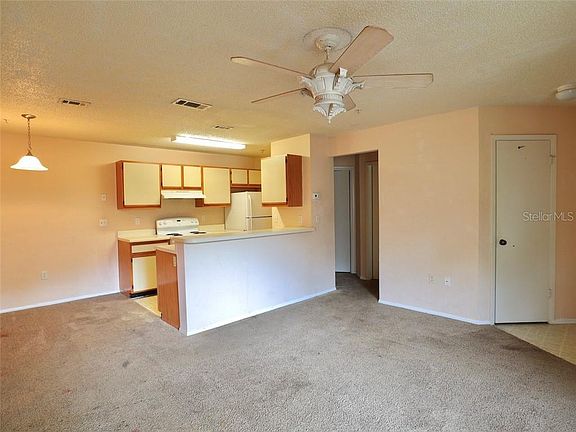 4th image of 958 Salt Pond Pl Unit 304