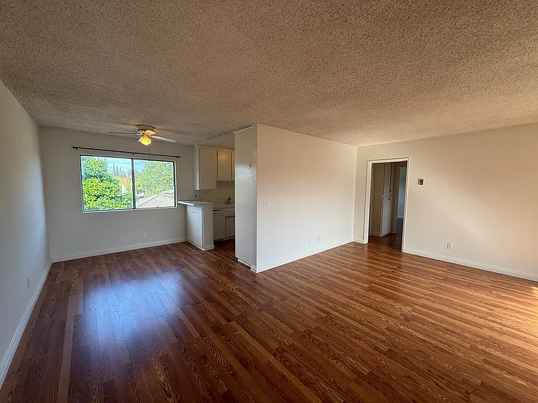6535 Fulton Ave #205 — Photo 1