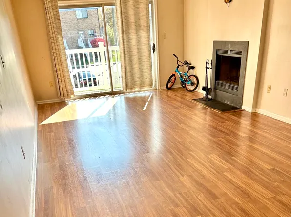 1709 Amanda Ct, Piscataway, NJ 08854