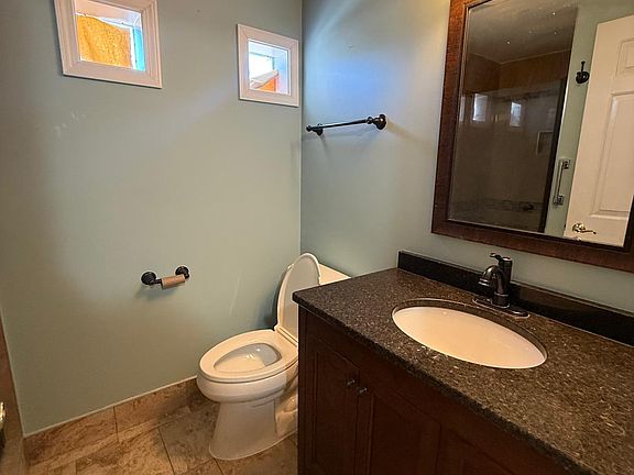 4th image of 5047 Warren St #1