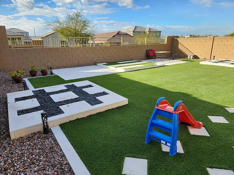 2011 W Yellowbird Ln — Photo 8