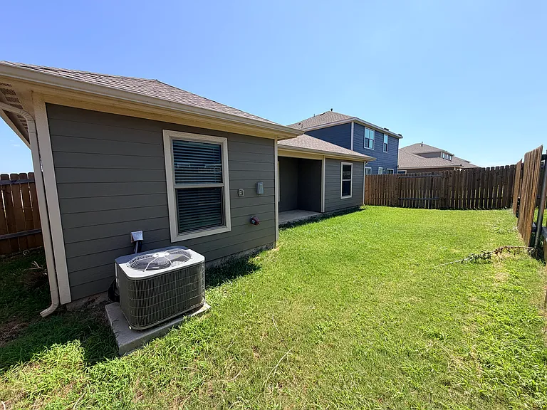 13604 Mineral Rd — Photo 17