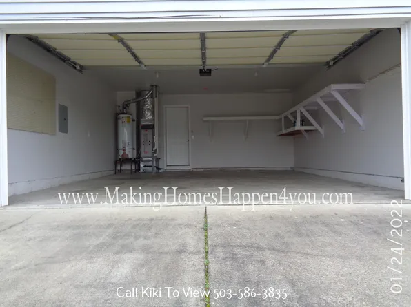 7473 Parkplace Dr NE, Salem, OR 97303