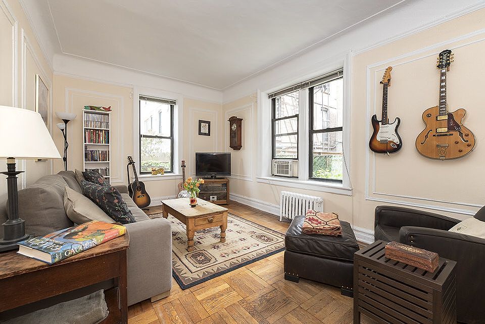 1st image of 333 4th St APT 1D