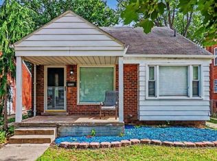 9936 Grayfield Ave, Redford, MI 48239