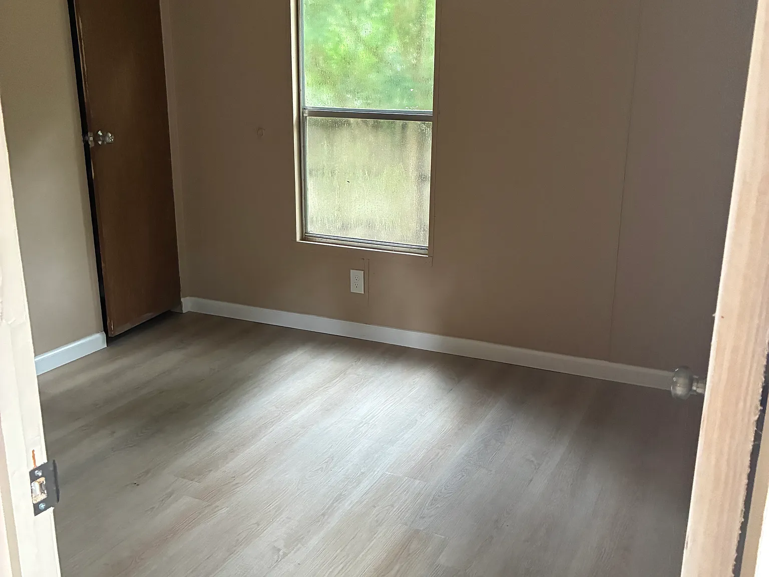 2 bed, 1.5 bath, 784 sqft, $925 — Photo 2