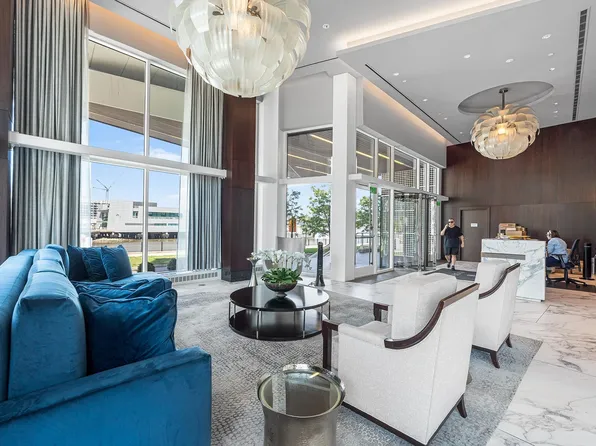 800 Avenue At Port Imperial image 13 of 28