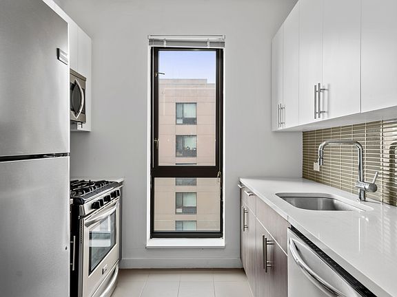 4th image of 4472 11th St APT A709